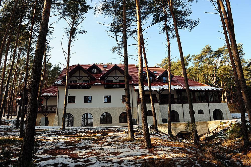 Hotel Kazimierski Zdroj Яновец Экстерьер фото