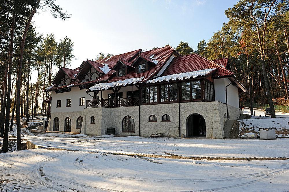 Hotel Kazimierski Zdroj Яновец Экстерьер фото